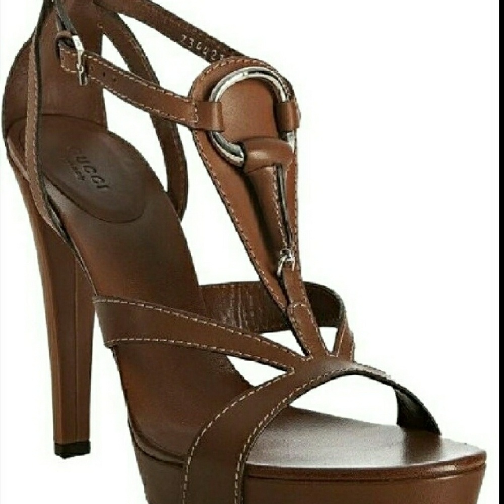 Gucci brown high heels. EUC